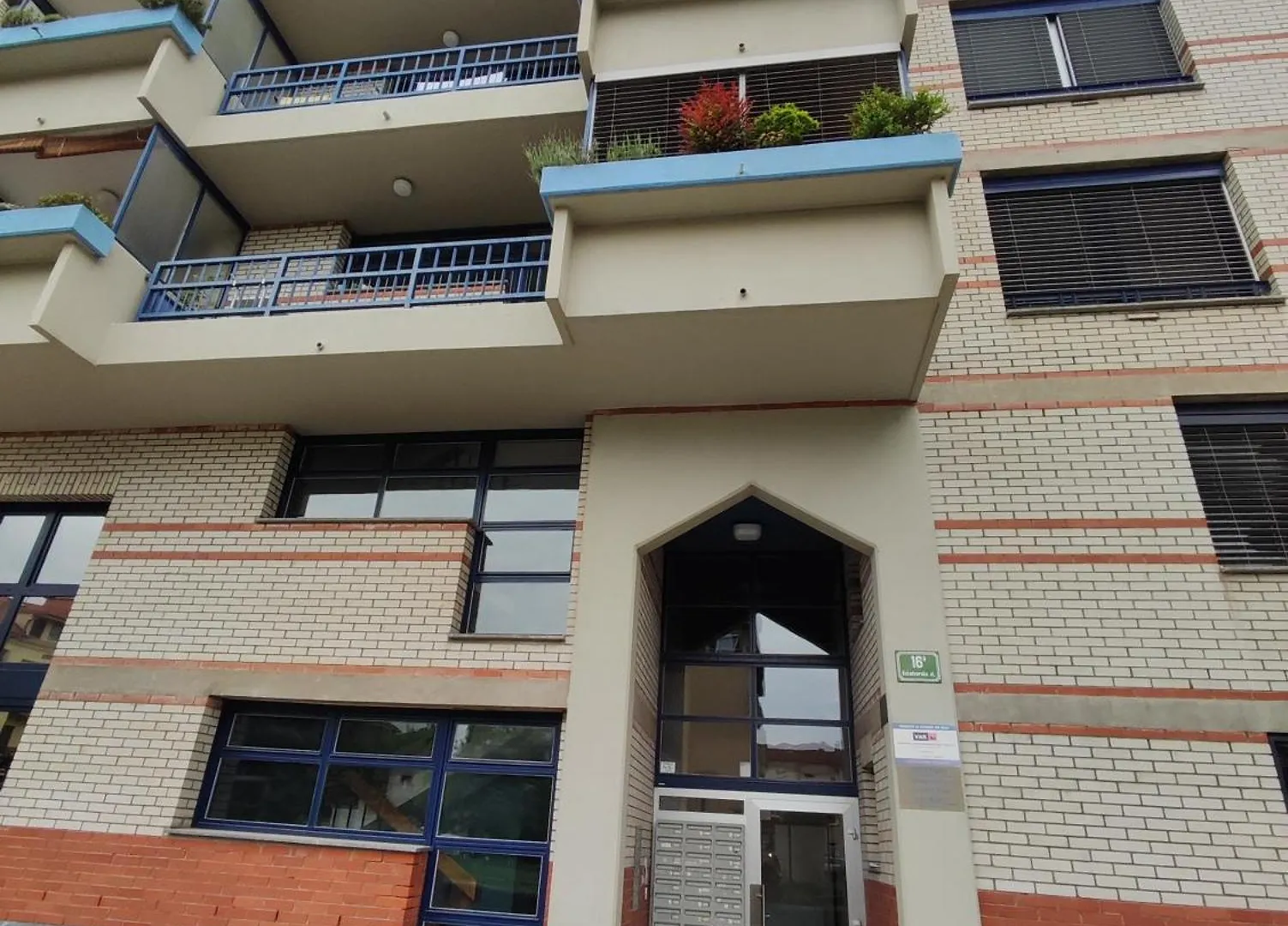 Mcs Metro Residence Ljubljana 0*,